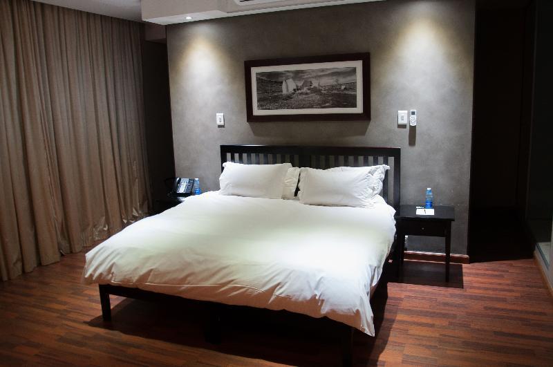 Circa Luxury Apartment Hotel Cape Town Exterior photo